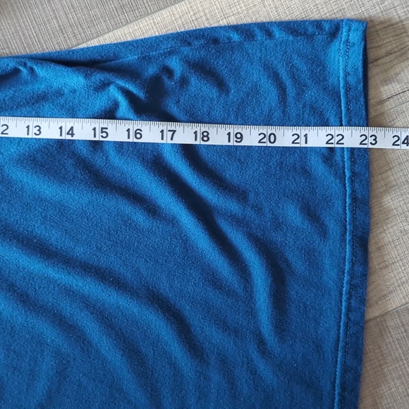 Buttercream Clothing 3/4 length sleeve boat neck tee royal blue small - Picture 4 of 7